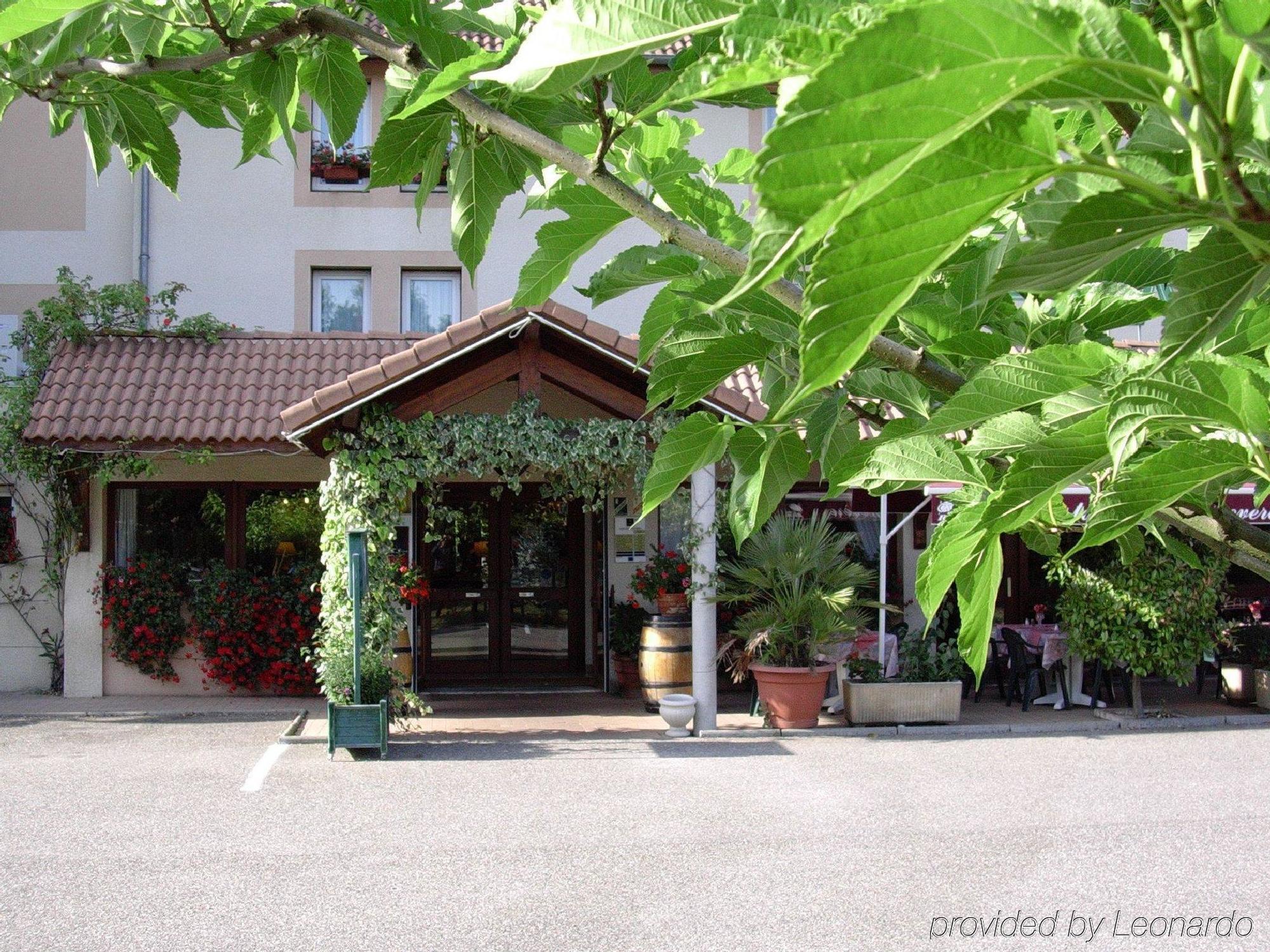 Brit Hotel Agen - L'Aquitaine Le Passage  Exteriör bild