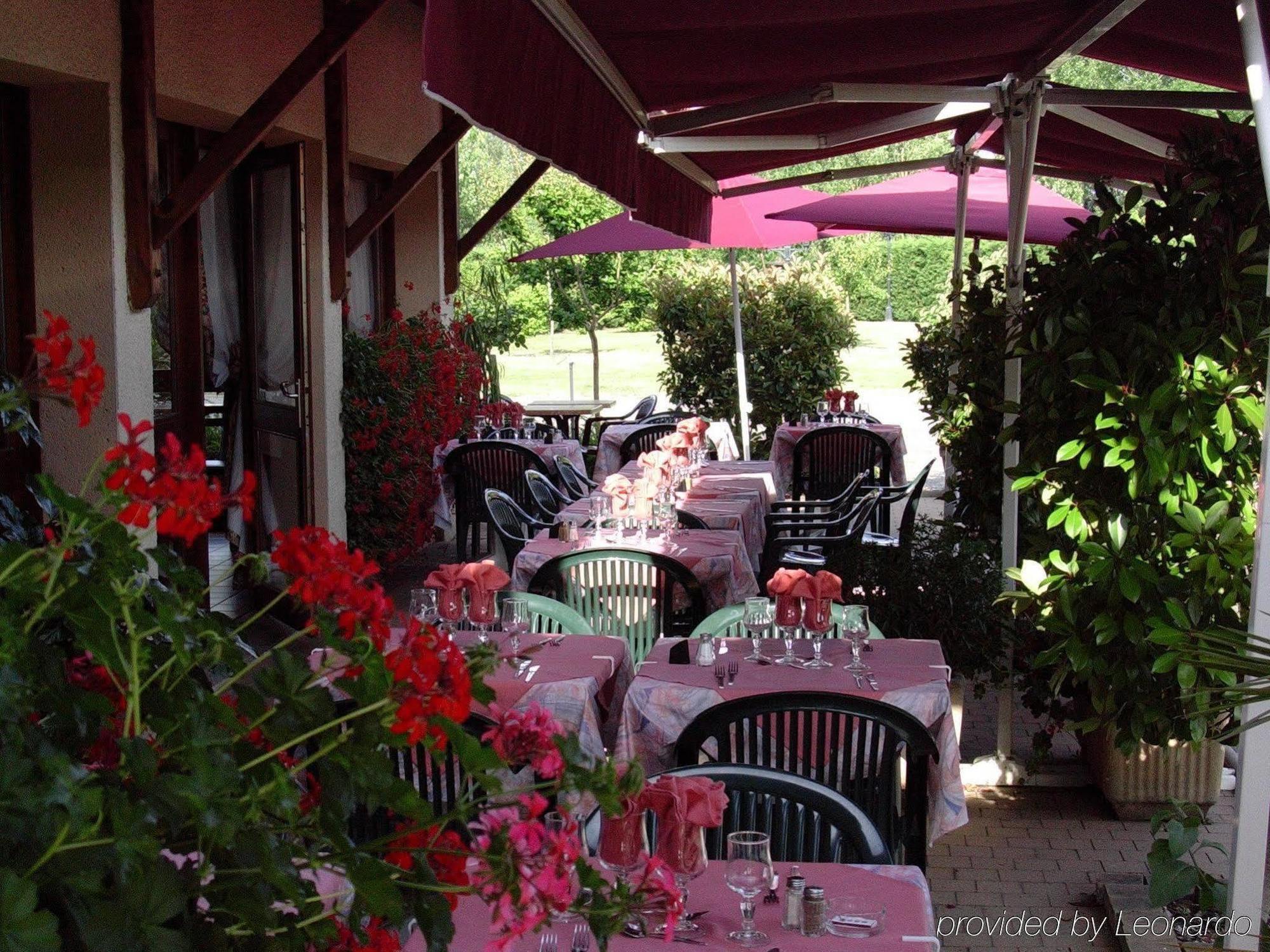 Brit Hotel Agen - L'Aquitaine Le Passage  Exteriör bild